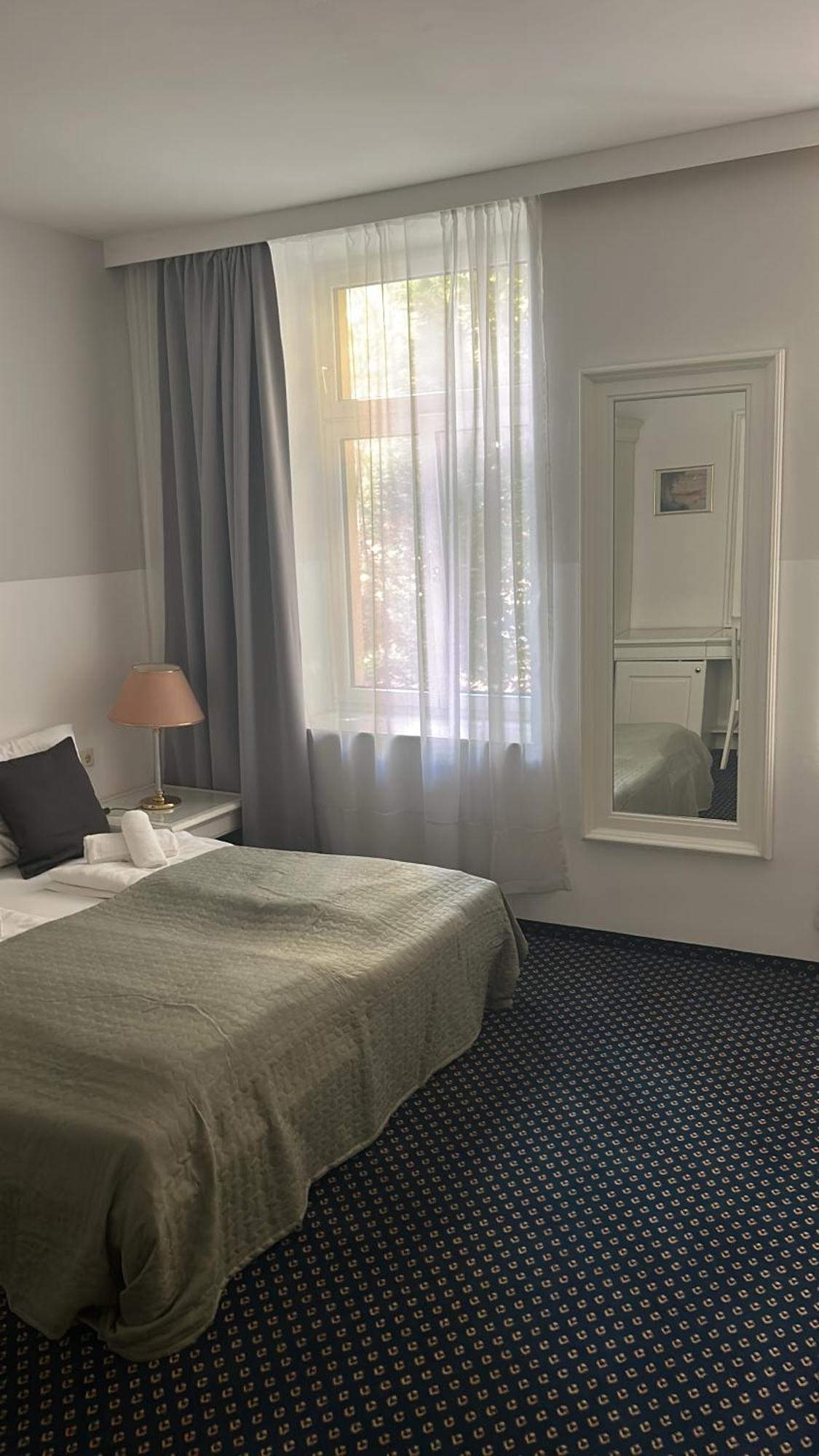Self-check-in Adlon Wenen